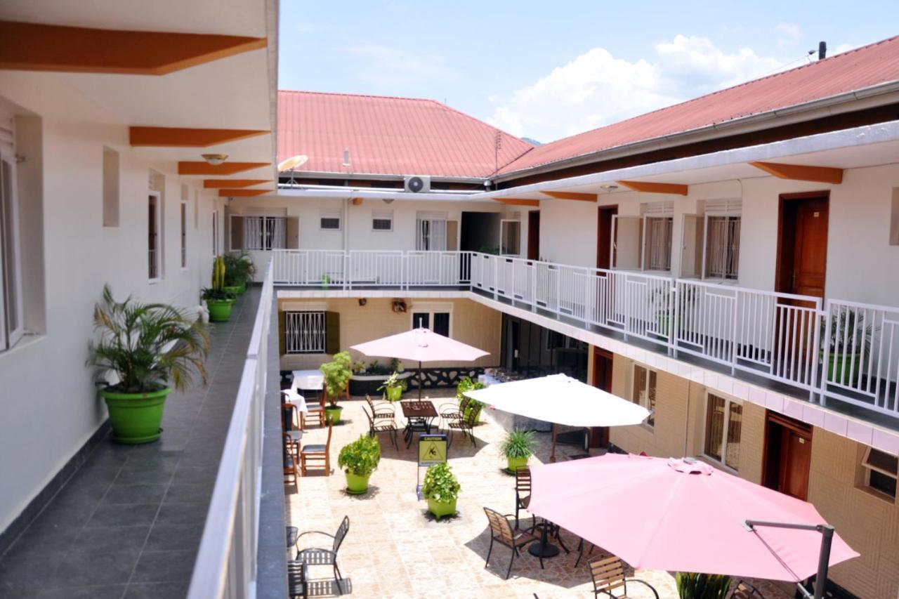 Sandton Hotel Kasese Dış mekan fotoğraf