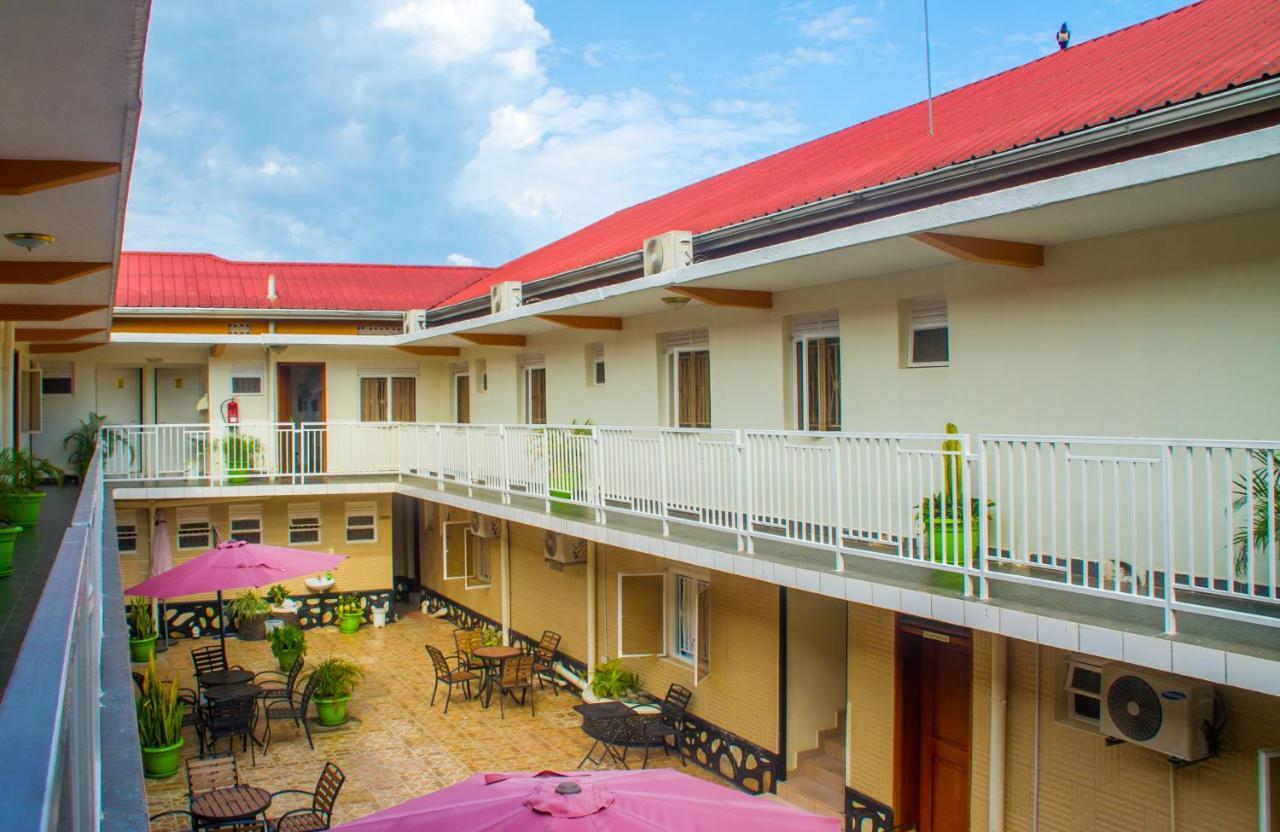 Sandton Hotel Kasese Dış mekan fotoğraf