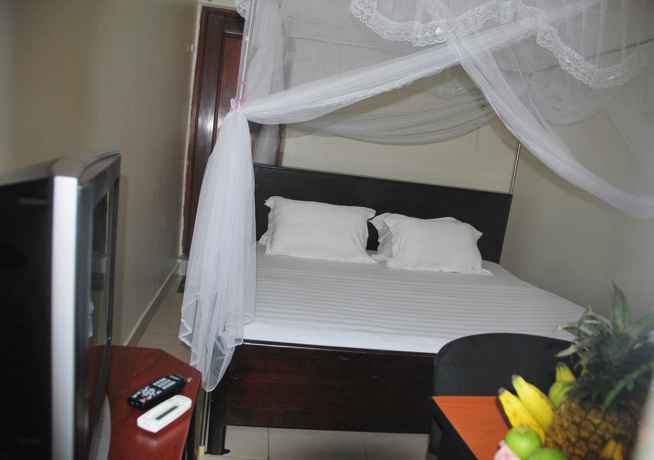 Sandton Hotel Kasese Dış mekan fotoğraf